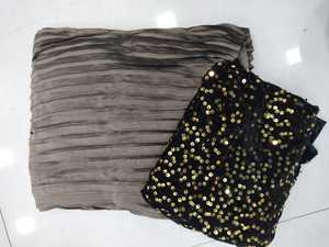 À la mode classique lourd doux noir Rangoli tissu séquence travail Saree dernière conception indienne pour les filles de fête en vente de l'Inde - Product Image 4