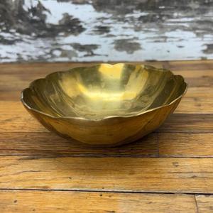 Bol de service à salade de style antique Médaille en laiton décorative pour la maison Logo sur le thème du sport poli personnalisé Artisanat Cadeaux religieux en métal - Product Image 2