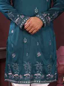 Premium Ethnic Wear Men Collection Smart Silk Kurta con Payjama Set disponible a precio asequible para cada ocasión especial - Product Image 6