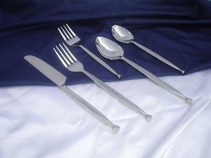 Ensemble de couverts de Table, or et acier inoxydable, vernis brillant, de luxe, moderne, qualité supérieure, 4 pièces - Product Image 5