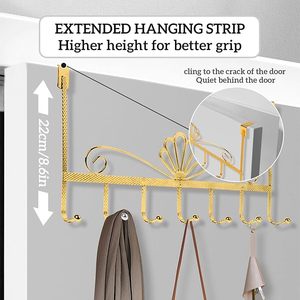 Ganchos sobre la puerta Colgador de toallas de montaje en pared Toallero para toallero de baño con flor de metal dorado - Product Image 3