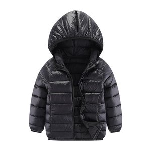 Venta caliente Boutique de invierno Ropa para niños Niños Niñas y niños Abrigo con capucha de corte desmontable - Product Image 2