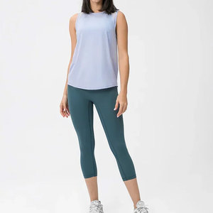 Camiseta sin mangas sin costuras de secado rápido de alta calidad transpirable recortada para mujer, camiseta sin mangas informal lisa en blanco liso para mujer - Product Image 4