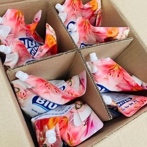 Détergent à lessive liquide original de 2,1 L dans des sacs de gel floral pour vêtements Produit stocké - Product Image 5