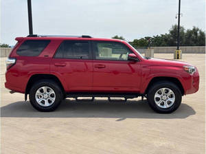 Usado 2021 T * oyota 4Runner SR5 - Product Image 3