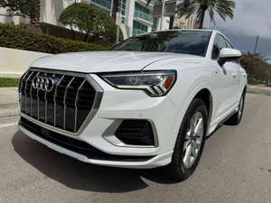 Audi Q3 quattro S line Premium 45 TFSI 2025 d'occasion en parfait état - Product Image 6