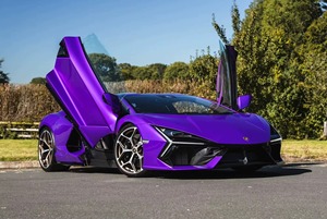 Lamborghini Revuelto 2024, Coupé con Volante a la Derecha, Transmisión Automática, Turbo, Tracción en las Cuatro Ruedas, Cuero, Híbrido, ACC, Certificado, Limpio y en Buen Estado - Product Image 2