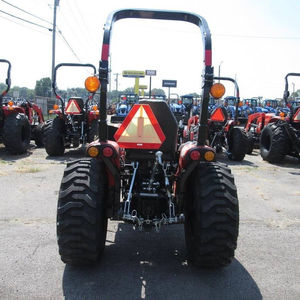 TRACTOR COMPACTO DE ALTO RENDIMIENTO BAD BOY 3026H - Product Image 6