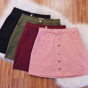 ODMOEM Short en jean personnalisé à taille haute pour femmes, élégant style droit vintage, respirant, logo en relief, en détresse - Product Image 4