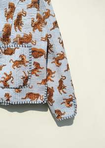 Women's New Style Boho Quilted <b>Jacket</b> Floral Block Print Short <b>Kantha</b> Reversible Coat Casual Winter Gift Woven Washed Technique - Product Image 2