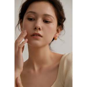 Orecchini a Cerchio Triplo in Oro Rosa con Diamanti e Zirconi, Oro 14K/18K, Stile Trendy per Matrimoni, Fidanzamenti, Feste o Regali - Product Image 3