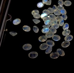 Piedra lunar de arcoíris Natural, piedras preciosas semipreciosas facetadas de forma ovalada para fabricación de joyas, venta al por mayor de todos los tamaños - Product Image 4