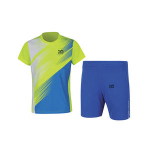 Etiqueta personalizada de calidad maestra, recién llegado, mejor precio, calidad duradera, precio bajo, nuevo estilo, uniforme de voleibol - Product Image 1