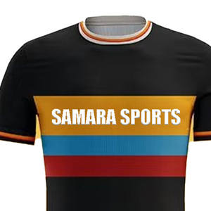 Conjunto de camiseta de fútbol profesional personalizado, ropa deportiva OEM para equipo de club, fabricante de uniformes de fútbol para ropa de equipo - Product Image 4