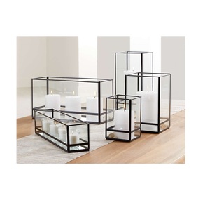 Bougeoir cuboïdal de qualité supérieure en métal pour fête de mariage et décoration de table de style indien - Product Image 4