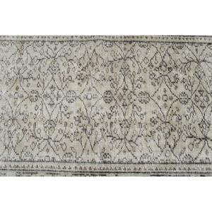 Tapis de 2,7 x 6,1 pieds, tapis turc vintage, tapis en laine grise - Product Image 4