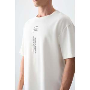 เสื้อยืดแขนสั้นพิมพ์ลายทรงโอเวอร์ไซส์เนื้อผ้าฝ้าย 100% หนานุ่ม สีเอครู สำหรับผู้ชาย ยี่ห้อ Air Jones เหมาะสำหรับใส่ลำลอง - Product Image 3