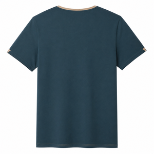 Camiseta al por mayor de color verde azulado intenso con cuello en V y cuello en contraste beige, detalle de manga minimalista, ropa de verano personalizada para hombre - Product Image 2