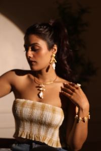 Collier de créateur en laiton étanche, plaqué or, avec perles, chaîne à maillons étoile et pendentif goutte d'eau, idéal comme cadeau - Product Image 3