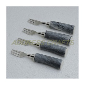 Mini juego de tenedor de acero inoxidable personalizado con mango de mármol creativo hecho a mano, juego de tenedor elegante, juego de tenedor de cena de estilo lujoso - Product Image 5