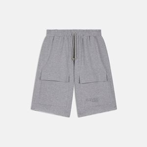 Short de survêtement de basket-ball Streetwear pour hommes à impression de logo personnalisé 100% coton écologique motif solide couleur grise personnalisée - Product Image 5