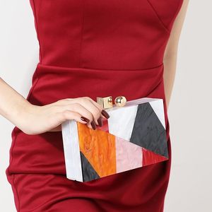 กระเป๋าคลัทช์เรซิ่นทำมือ ดีไซน์นางฟ้าแห่งความรัก ตกแต่งลายดอกไม้ทันสมัย สีทองอ่อน สำหรับงานปาร์ตี้-HF - Product Image 1