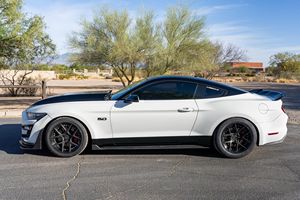 Gran Oferta, Excelente Estado: Ford Mustang GT Premium Coupé 2016, Listo para Enviar - Product Image 3