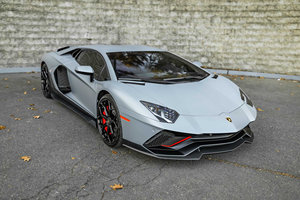 Bonne affaire pour un Lamborghini Aventador Ultimae 780LP 6.5L V12 d'occasion de 2022 - Product Image 3