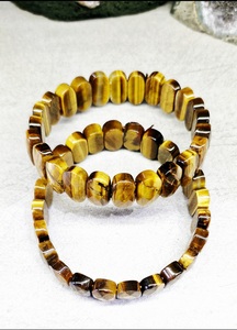 Pulsera de Piedra Ojo de Tigre con Corte de Diamante para Hombre y Mujer, Elástica, con Diseño Impreso, para Bodas, Año Nuevo, Cumpleaños o Pascua - Product Image 3