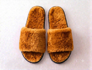 Pantuflas de Invierno Personalizadas de Lujo, Bordadas, Acogedoras, de Piel Sintética, para Hombre - Product Image 1