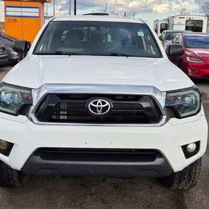 Toyota Tacoma V6 4WD Doble Cabina, Bajo Kilometraje, Camioneta 4x4, Lista para la Aventura, en Venta - Product Image 6