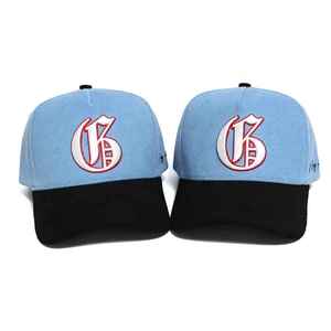 Casquette de baseball ajustable unisexe en coton à 5 et 6 panneaux avec logo brodé sur mesure Chapeaux doux pour papa avec snapback uni et bas quantité minimale de commande - Product Image 1