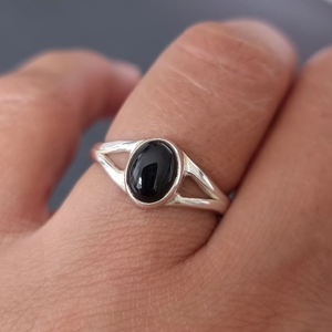 Bague Onyx noir Bague en argent sterling 925 Bague faite à la main Anniversaire Cadeau parfait pour elle Taille personnalisée - Product Image 4
