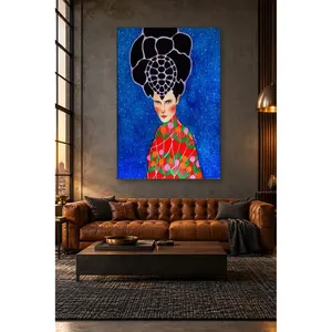 Fida Femme avec des cheveux en coquille de tortue sur fond bleu, impression sur toile - Product Image 2
