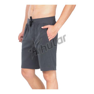 2025 Venta al por mayor Uso al aire libre Hombres Pantalones cortos Peso ligero En stock Hombres Pantalones cortos Color negro Hombres adultos Pantalones cortos - Product Image 1