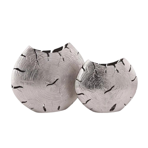 Floreros de aluminio Decorativos Para Boda de aspecto único, florero de Metal para decoración del hogar de alta calidad, exportador al por mayor para ocasiones - Product Image 1