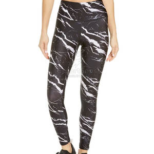 Legging taille haute avec maintien pour la salle de sport et les mouvements quotidiens, fabriqué au Pakistan - Product Image 4