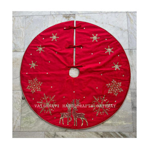 Bordado a mano y trabajo con cuentas Cubierta de base de árbol de gran tamaño - Product Image 1