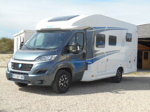 Bonne affaire pour un camping-car de luxe Knaus Wave 650 Platinum 2022 - Product Image 2