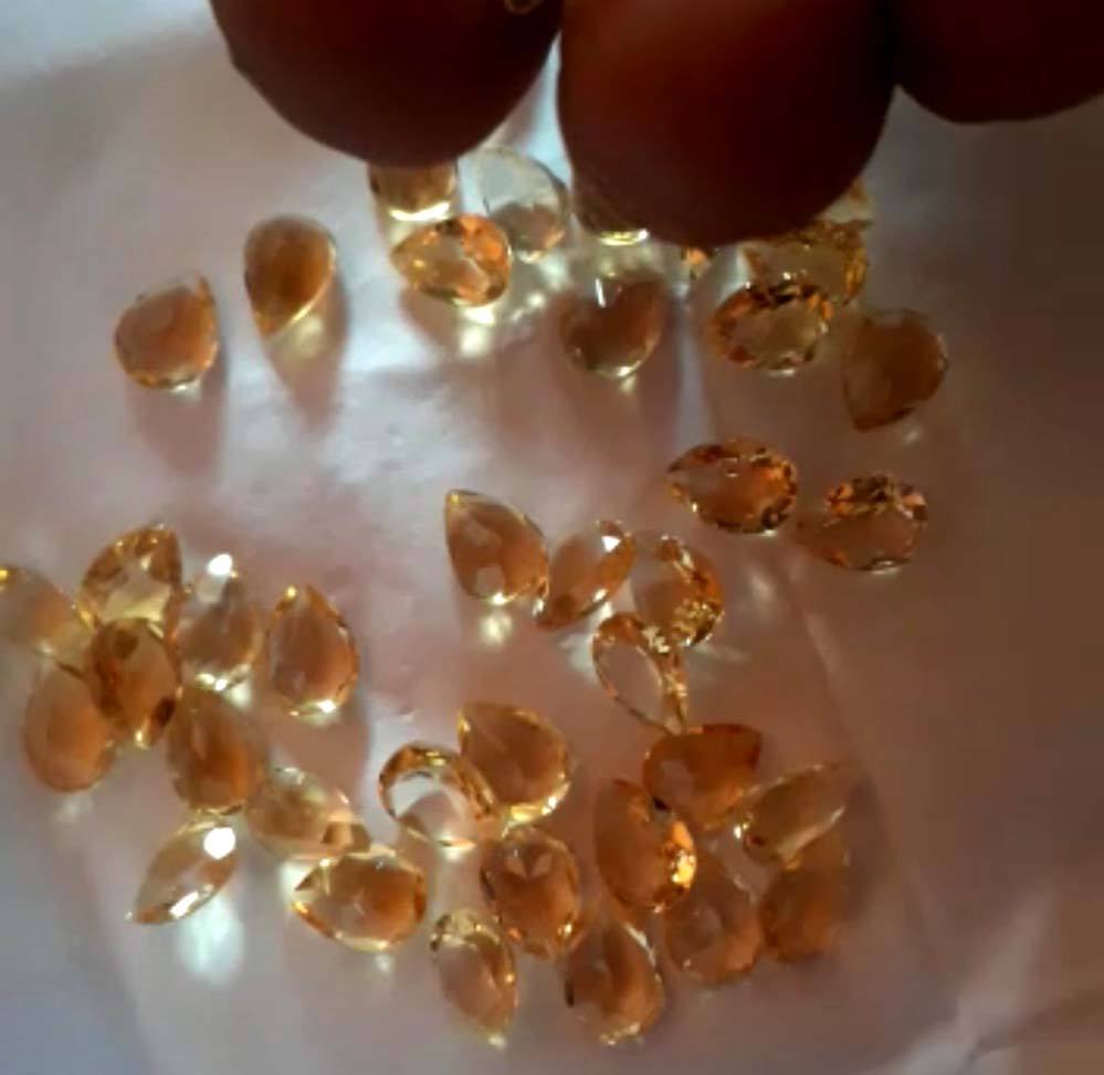 เช่นเดียวกับภาพ