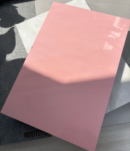 Senosan Acrylic Phải Đối Mặt Ván MDF 1220*2440*18Mm Độ Bóng Cao Màu Hồng Hiện Đại Đồ Nội Thất Nhà Với E1 Tiêu Chuẩn Mật Độ Trung Bình Fibreboard - Product Image 1