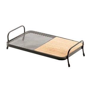Forme rectangulaire Style unique utilisé dans les hôtels et restaurants Finition des écrous muraux artisanaux Plateau de service en bois - Product Image 6