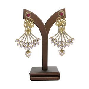 ต่างหูทองเหลืองรูปโฆษณาหรูหราหรูหราหรูหราหรูหราทรงโบราณเครื่องประดับแฟชั่นสำหรับงานปาร์ตี้แบบดั้งเดิม - Product Image 1