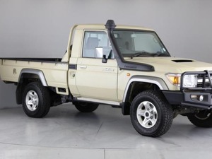 รถกระบะโตโยต้าแลนด์ครุยเซอร์ J79 4X4 2024รถออฟโรดสองชั้นทนทานประสิทธิภาพสูง