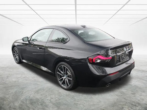 En Stock, Autos Usados de Bajo Kilometraje, BMW Serie 2 230i xDrive Coupé 2024, Listos para Enviar - Product Image 2
