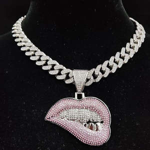Bling Hip Hop Lip Shape Iced Out Colgante - Product Image 1