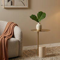 Table d'appoint en travertin au design nordique moderne, table d'appoint populaire, table d'appoint de luxe pour salon avec plateau en acier inoxydable