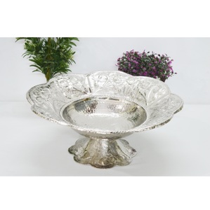 Bol à fruits martelé en aluminium gaufré brillant et poli Design unique Bol indien classique pour la maison Hôtel et restaurant Bol de service - Product Image 1
