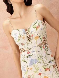 Robe de vacances d'été élégante pour femmes bloc de main imprimé fleuri tenue de fête décontractée cadeau de mariée personnalisé - Product Image 4