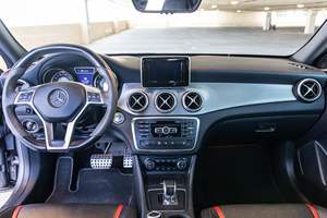 MERCEDES-BENZ GLA45 AMG 2015 USADO, Volante a la Izquierda/Derecha - Product Image 5